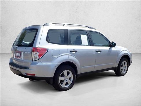 Used 2012 Subaru Forester 2.5X w/ Popular Pkg 1 AWD/4WD image 4