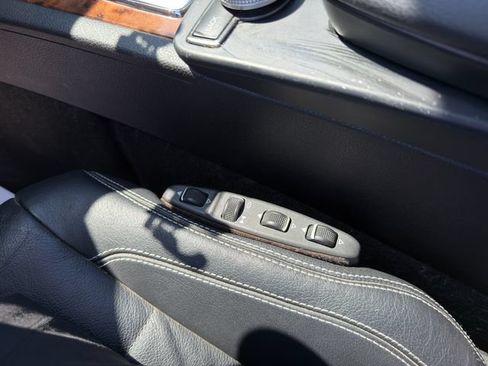 Used 2012 Mercedes-Benz E 350 Cabriolet image 20