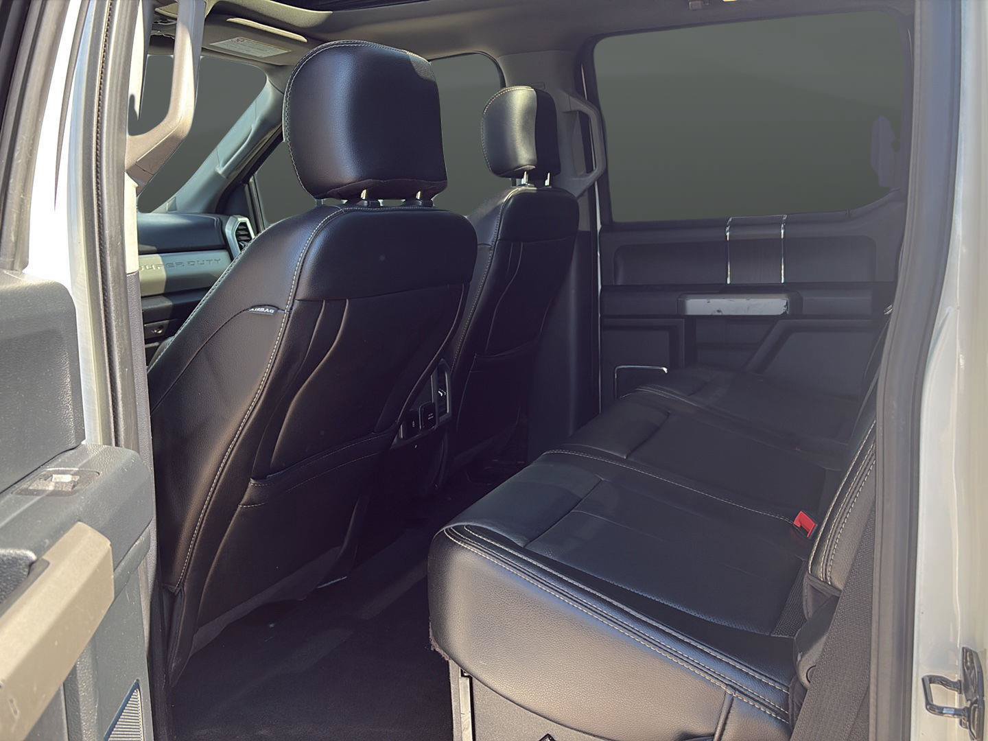 Used 2020 Ford F350 Lariat AWD/4WD image 26