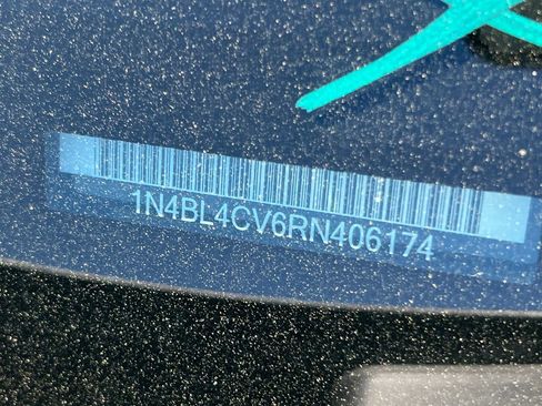 Used 2024 Nissan Altima 2.5 SR w/ SR Premium Package image 23