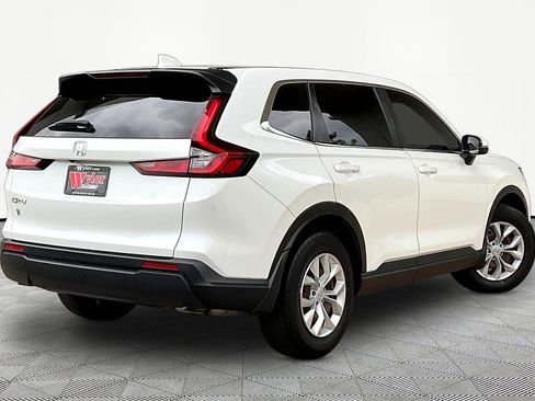 Used 2023 Honda CR-V LX image 6