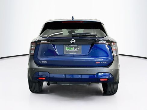 Used 2025 Nissan Kicks SR AWD/4WD image 7