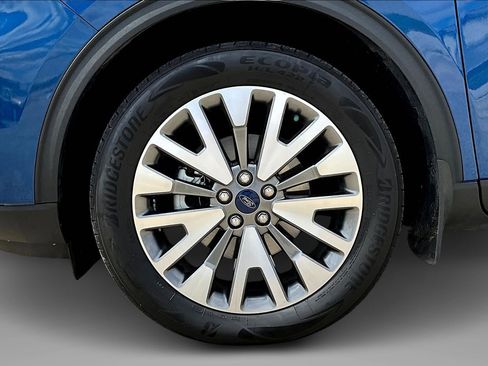 Used 2022 Ford Escape Titanium w/ Class II Trailer Tow Package image 9