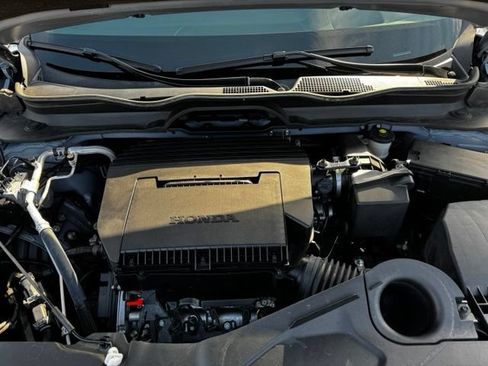 Used 2025 Honda Pilot Black Edition image 38