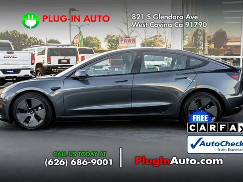Used 2023 Tesla Model 3 Standard Range image 5