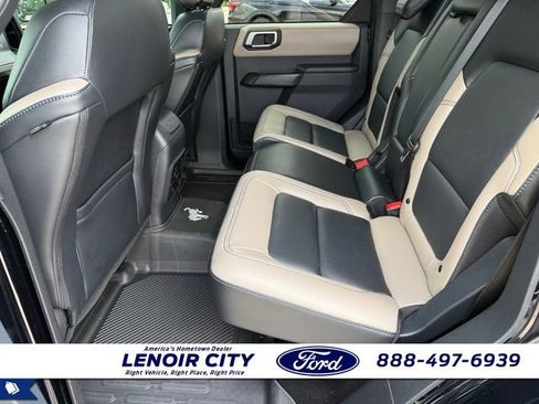 Used 2024 Ford Bronco Wildtrak AWD/4WD image 11