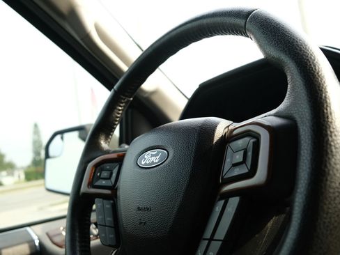 Used 2016 Ford F150 XLT w/ Equipment Group 301A Mid image 42