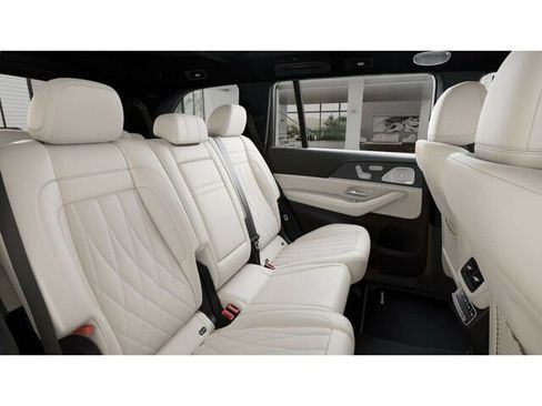 New 2025 Mercedes-Benz GLS 63 AMG 4MATIC image 6