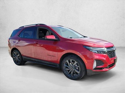 Used 2023 Chevrolet Equinox RS w/ LPO, Floor Liner Package FWD image 2