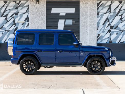 Used 2022 Mercedes-Benz G 63 AMG 4MATIC w/ G Manufaktur Interior Package image 18