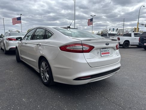 Used 2015 Ford Fusion Titanium FWD image 2