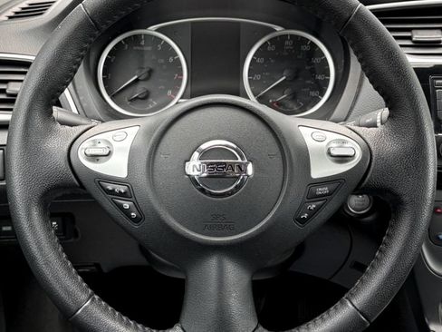 Used 2018 Nissan Sentra SV FWD image 17