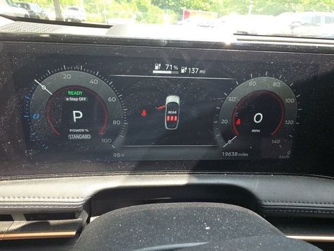 Certified 2023 Nissan Ariya FWD image 15