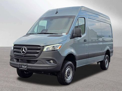 Used 2026 Mercedes-Benz Sprinter 2500 image 7