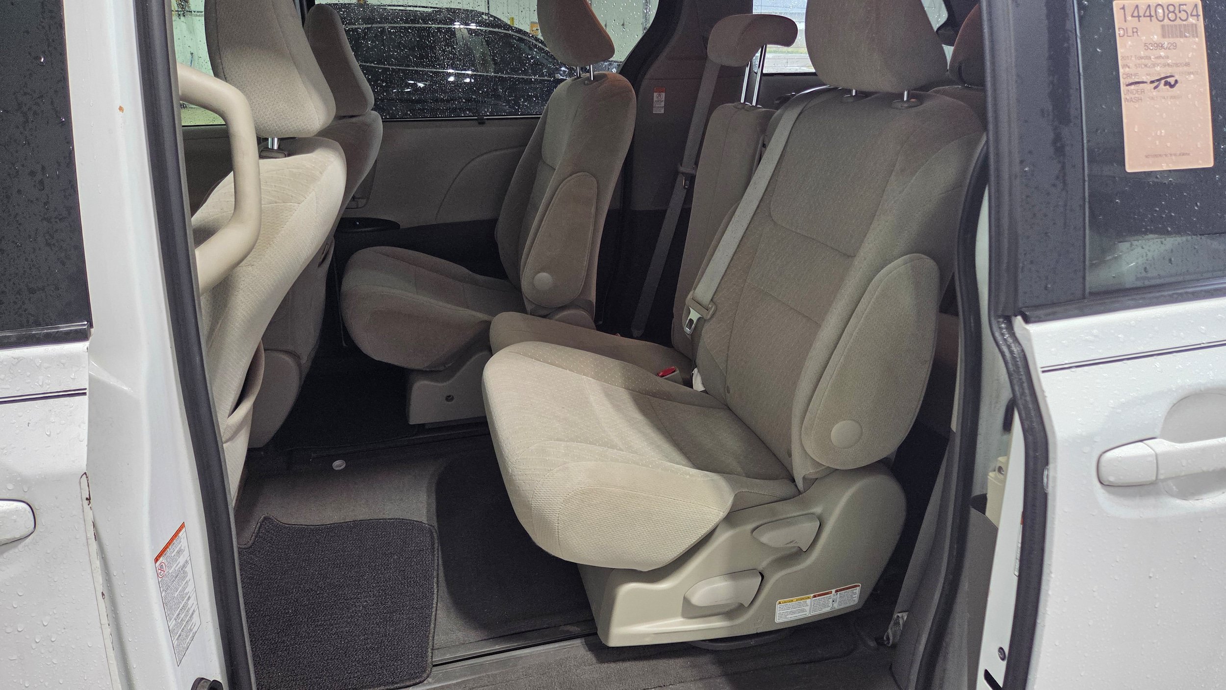Used 2017 Toyota Sienna LE FWD image 13