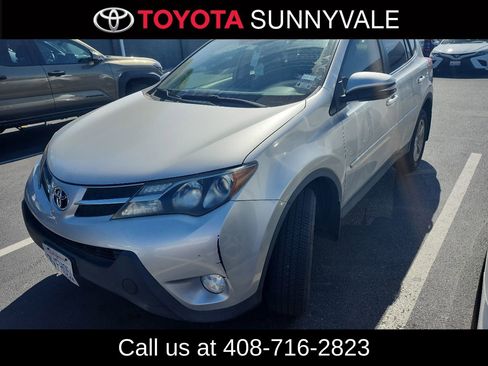 Used 2013 Toyota RAV4 XLE FWD image 1