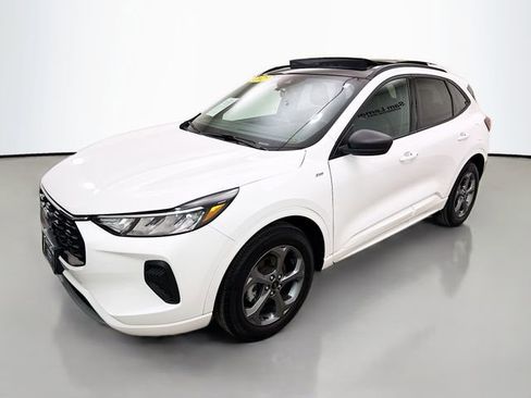 Used 2023 Ford Escape ST-Line w/ Tech Pack #1 image 3