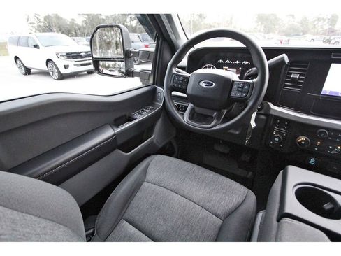 Used 2024 Ford F250 XL w/ STX Appearance Package image 11