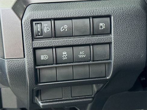 Used 2025 Toyota 4Runner TRD Off-Road image 21