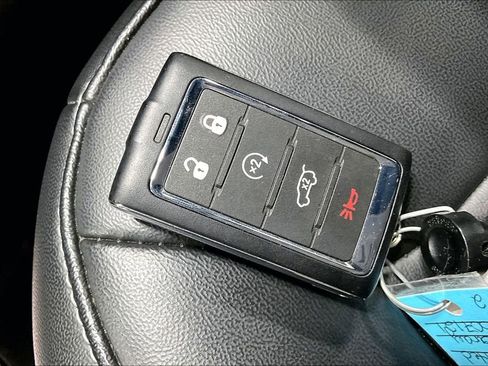 Used 2025 Jeep Grand Cherokee Limited image 13