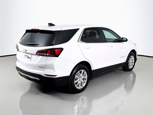 Used 2022 Chevrolet Equinox LT image 8