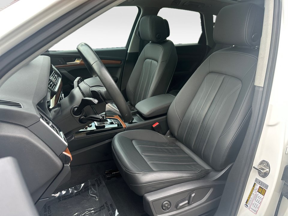 Used 2023 Audi Q5 2.0T Premium Plus AWD/4WD image 28