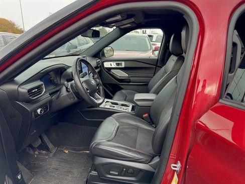 Certified 2023 Ford Explorer ST w/ Equipment Group 401A image 4