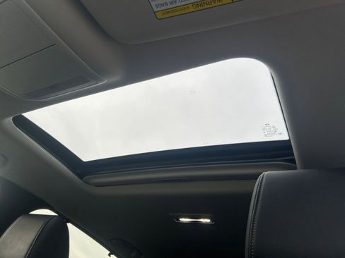 Used 2025 MAZDA CX-90 3.3 Turbo w/ Preferred Package image 31