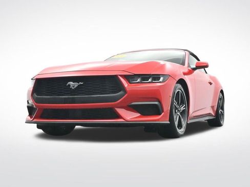 Used 2024 Ford Mustang Convertible image 31