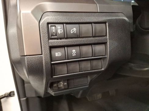 Used 2025 Toyota Tacoma SR5 image 16