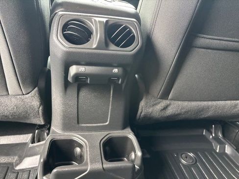 Used 2021 Jeep Wrangler Unlimited Sport AWD/4WD image 23