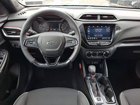 Certified 2023 Chevrolet TrailBlazer RS w/ Convenience Package image 12