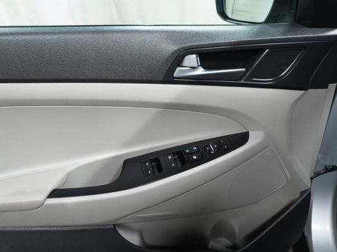 Used 2016 Hyundai Tucson Sport image 21