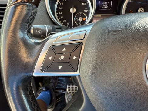 Used 2013 Mercedes-Benz G 550 image 39