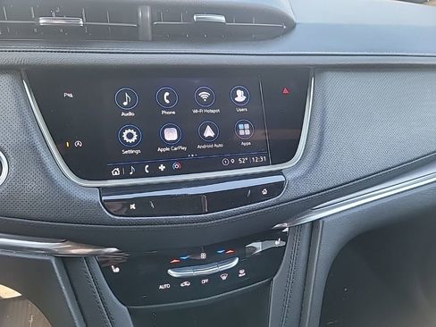 Certified 2022 Cadillac XT5 Luxury image 12