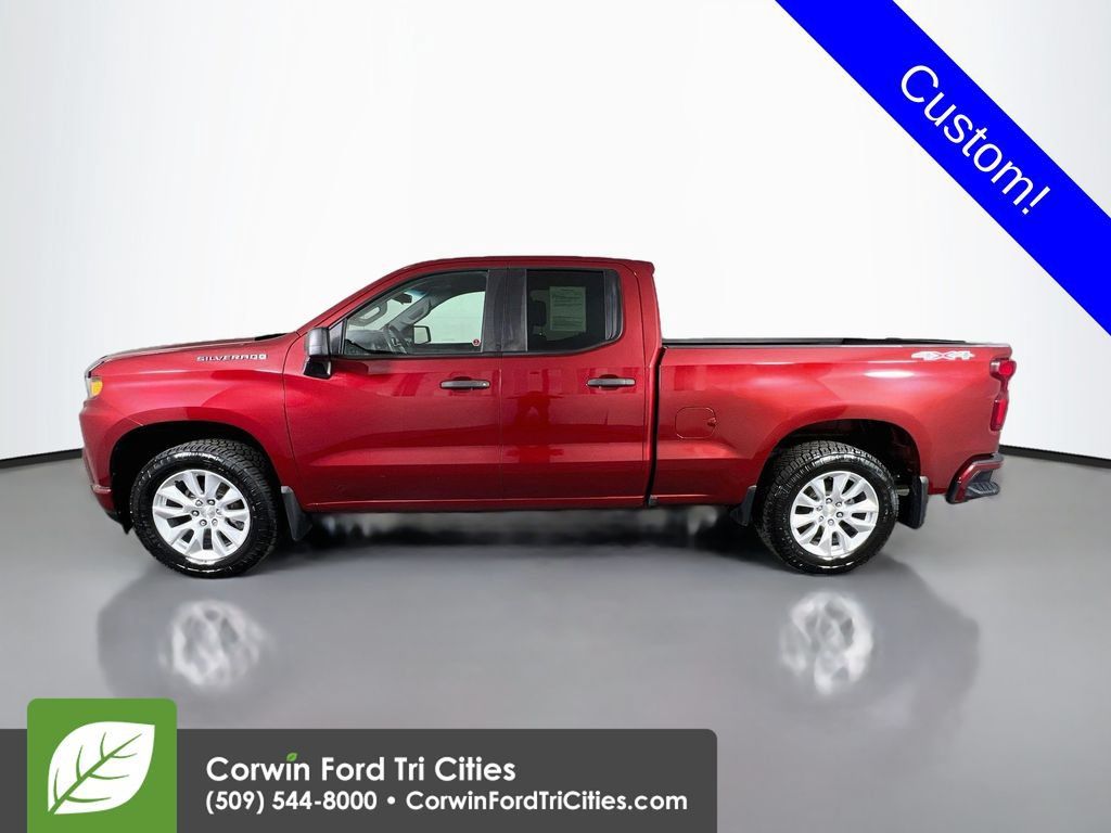 Used 2019 Chevrolet Silverado 1500 Custom w/ Custom Convenience Package AWD/4WD image 6