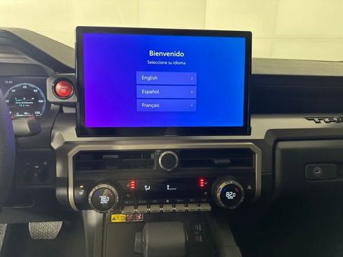 Used 2024 Toyota Tacoma TRD Off-Road image 21