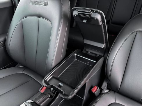 New 2026 Hyundai Ioniq 5 SEL image 25