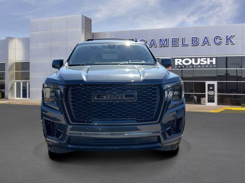 Used 2021 GMC Yukon Denali w/ Denali Ultimate Package AWD/4WD image 3