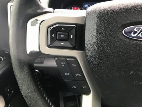 Used 2017 Ford F350 Lariat w/ Lariat Ultimate Package image 11