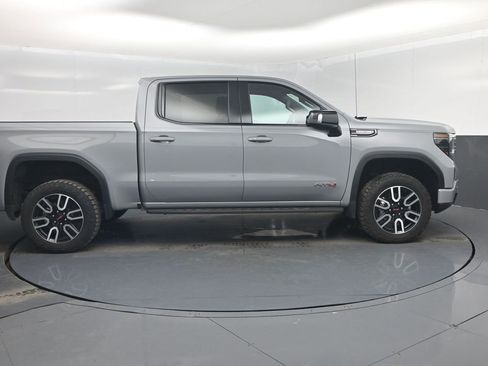 Used 2024 GMC Sierra 1500 AT4 w/ Technology Package image 43
