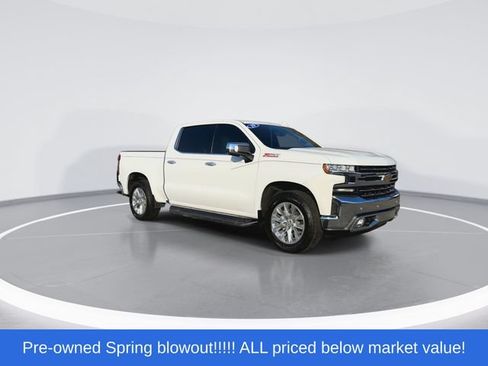 Used 2019 Chevrolet Silverado 1500 LTZ w/ Technology Package AWD/4WD image 2