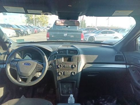Used 2018 Ford Explorer 4WD Police Interceptor image 5