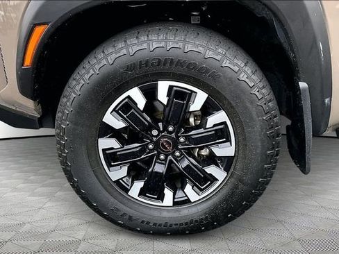 Used 2023 Nissan Frontier PRO-4X w/ Technology Package image 21