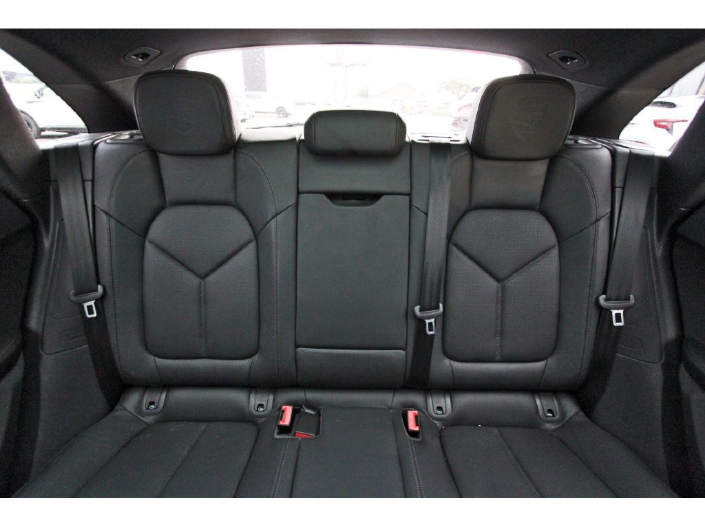Used 2021 Porsche Macan S AWD/4WD image 14