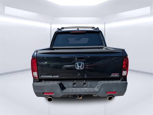 Used 2023 Honda Ridgeline Sport image 4