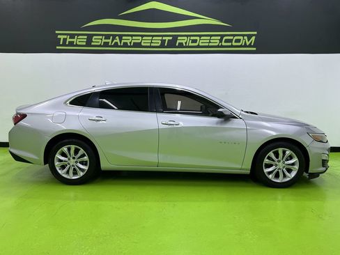 Used 2019 Chevrolet Malibu LT FWD image 11