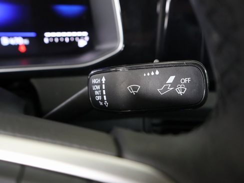 Used 2025 Volkswagen Jetta Sport image 30