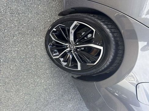 Used 2024 Nissan Altima 2.5 SR FWD image 16
