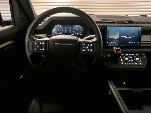 Certified 2025 Land Rover Defender 130 S AWD/4WD image 4